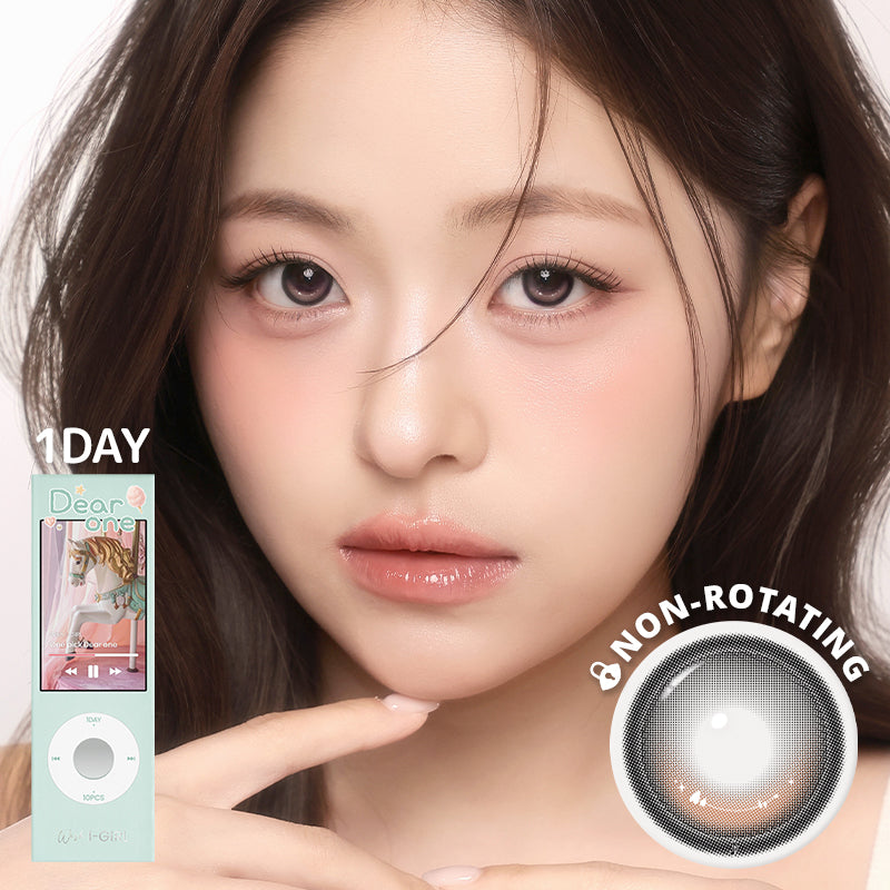 Close-up of a brown eye showcasing the One Pick Dear One Brownie eye makeup look by Wish I-GIRL.