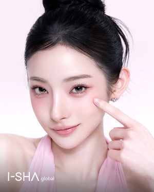 I-SHA REBORN Hue Rosy Valenti Korean monthly colored contact lens in a natural everyday look